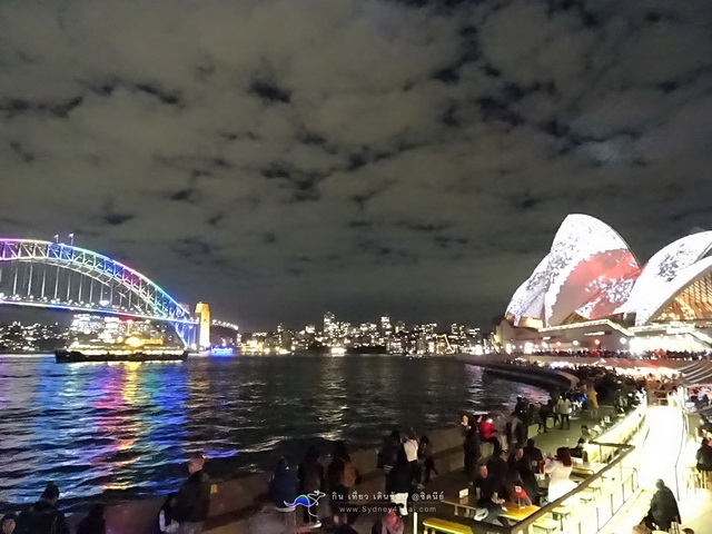 Sydney Vivid_Opera house and Harbour Bridge