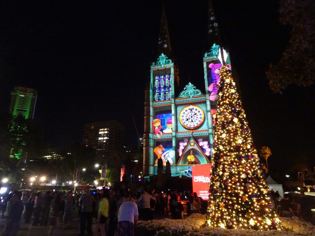 แสงแห่ง คริสต์มาส St Mary's Cathedral in Sydney