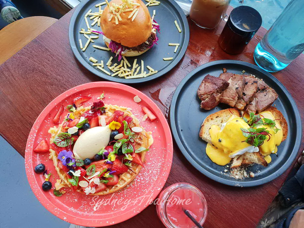 อาหารเช้าที่ซิดนีย์ ร้าน Celsius Coffee นั่งเรือเล่นกัน เมนูอาหารสุขภาพ "ใจ" 