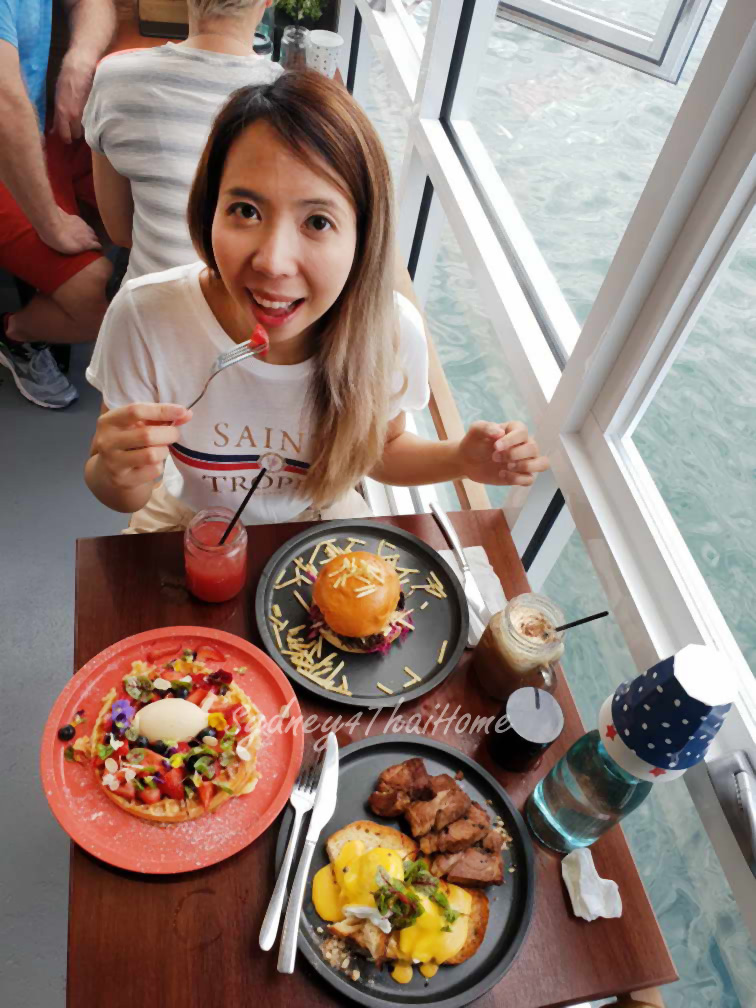 อาหารเช้าที่ซิดนีย์ ร้าน Celsius Coffee นั่งเรือเล่นกัน เมนูอาหารสุขภาพ "ใจ" 